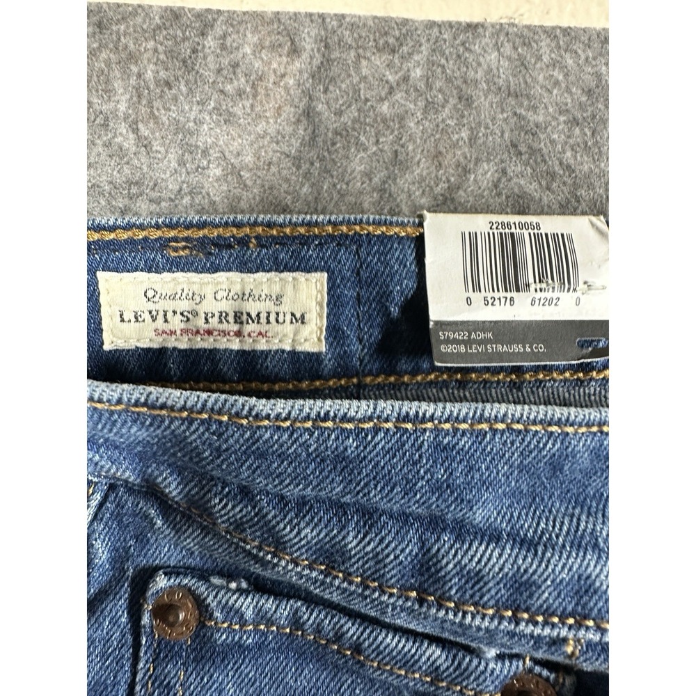 Levi's Premium Wedgie Icon Fit Jeans Womens 28 Blue High Rise NWT 22861 - Picture 8 of 13